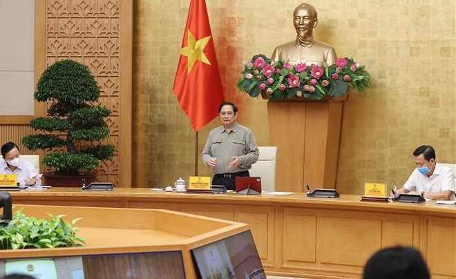 Primer ministro de Vietnam insta a cumplir seriamente medidas antipandémicas ảnh 1 Primer ministro de Vietnam insta a cumplir seriamente medidas antipandémicas ảnh 1