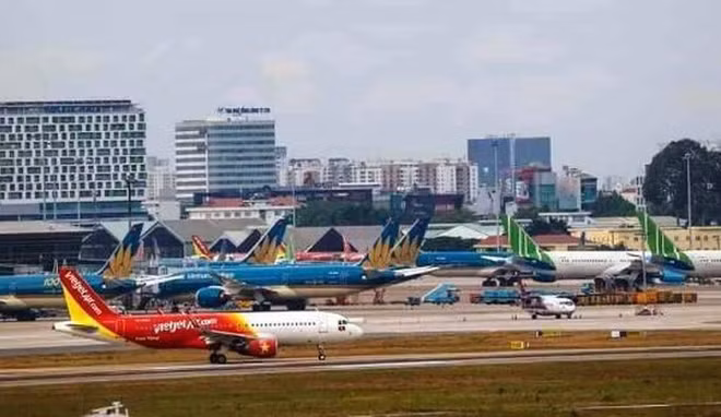 Vietnam mantiene interrumpida venta de pasajes de vuelos domésticos ảnh 1