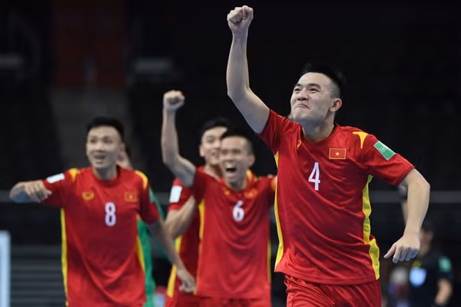 Vietnam avanza a los octavos de la Copa Mundial de Fútsal ảnh 3