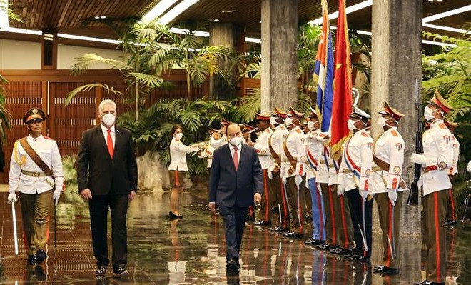 Vietnam y Cuba emiten declaración conjunta ảnh 2 Vietnam y Cuba emiten declaración conjunta ảnh 2