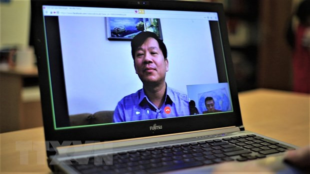 Fundan grupo de apoyo a residentes vietnamitas en Rusia en combate contra COVID-19 ảnh 1