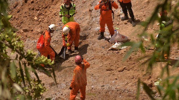 Deslizamiento de tierra causa nueve muertos en Indonesia ảnh 1 Deslizamiento de tierra causa nueve muertos en Indonesia ảnh 1