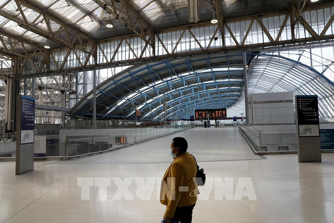 Comunidad vietnamita en Reino Unido apoya al servicio local de salud ảnh 1 Comunidad vietnamita en Reino Unido apoya al servicio local de salud ảnh 1