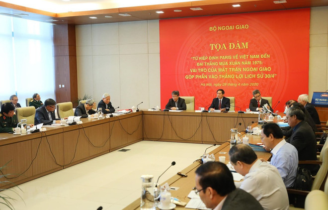 Estrategia diplomática flexible, clave del éxito en negociaciones de Vietnam ảnh 1