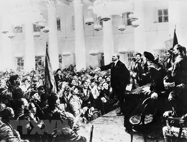 Celebran en Vietnam seminario virtual sobre valor del pensamiento de Lenin ảnh 1 Celebran en Vietnam seminario virtual sobre valor del pensamiento de Lenin ảnh 1