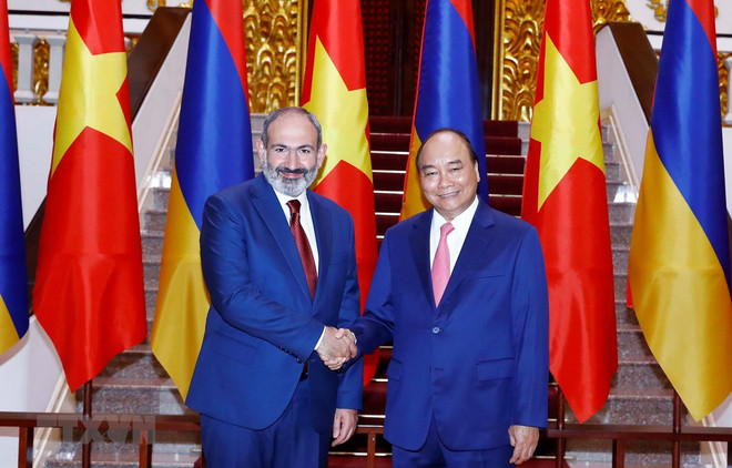 Primer ministro de Armenia concluye visita oficial a Vietnam ảnh 1 Primer ministro de Armenia concluye visita oficial a Vietnam ảnh 1