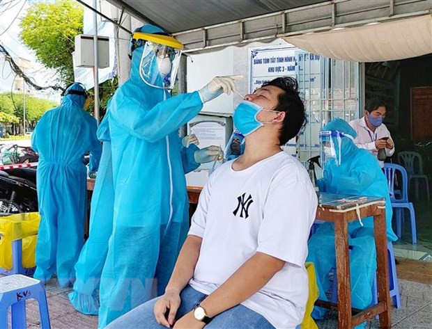 COVID-19: Más de 12 mil casos nuevos registrados en Vietnam ảnh 1 COVID-19: Más de 12 mil casos nuevos registrados en Vietnam ảnh 1