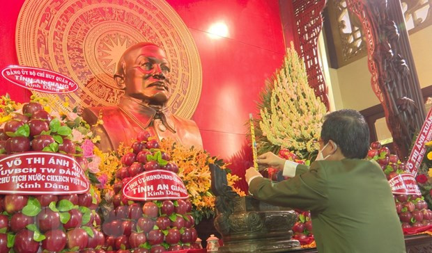 Conmemoran aniversario 133 del natalicio de extinto presidente vietnamita Ton Duc Thang ảnh 1