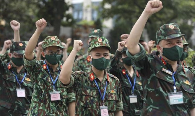 Movilizan a más personal médico al Sur de Vietnam para combatir COVID-19 ảnh 1 Movilizan a más personal médico al Sur de Vietnam para combatir COVID-19 ảnh 1