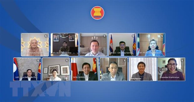 Vietnam asiste a foro de conexión de ASEAN ảnh 1 Vietnam asiste a foro de conexión de ASEAN ảnh 1