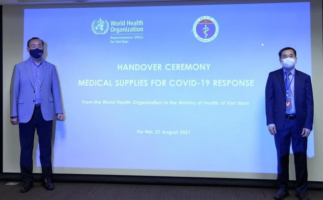 OMS dona insumos médicos a Vietnam para combatir el COVID-19 ảnh 2 OMS dona insumos médicos a Vietnam para combatir el COVID-19 ảnh 2