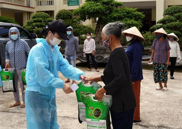 Residentes en Hanoi refuerzan combate contra el COVID-19 ảnh 1 Residentes en Hanoi refuerzan combate contra el COVID-19 ảnh 1