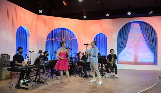 Transmitirán en línea velada musical para recaudar fondos a favor de los afectados por el COVID-19 en Vietnam ảnh 1