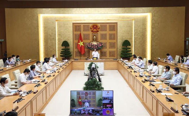 Primer ministro de Vietnam insta a garantizar el bienestar social para la población en medio del COVID-19 ảnh 1 Primer ministro de Vietnam insta a garantizar el bienestar social para la población en medio del COVID-19 ảnh 1