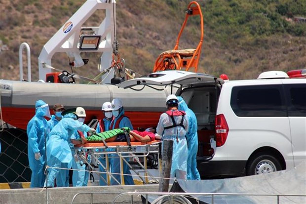 Rescatan a pescador accidentado en archipiélago vietnamita de Truong Sa ảnh 1 Rescatan a pescador accidentado en archipiélago vietnamita de Truong Sa ảnh 1