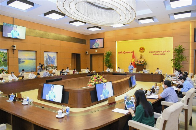 Debate Comisión de Parlamento vietnamita sobre gestión de administradores ảnh 1 Debate Comisión de Parlamento vietnamita sobre gestión de administradores ảnh 1