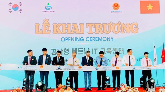 Inauguran Centro de Educación Inteligente bajo cooperación entre Vietnam y Corea del Sur ảnh 1 Inauguran Centro de Educación Inteligente bajo cooperación entre Vietnam y Corea del Sur ảnh 1