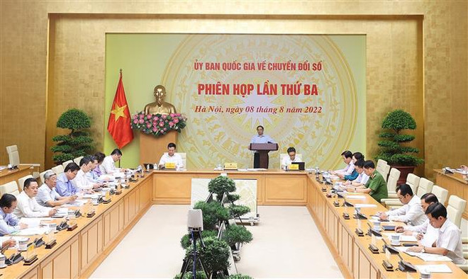 Primer ministro de Vietnam preside reunión del gobierno sobre transformación digital ảnh 1 Primer ministro de Vietnam preside reunión del gobierno sobre transformación digital ảnh 1