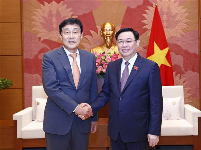 Presidente de Asamblea Nacional de Vietnam recibe a representante de Grupo surcoreano Hana ảnh 1 Presidente de Asamblea Nacional de Vietnam recibe a representante de Grupo surcoreano Hana ảnh 1