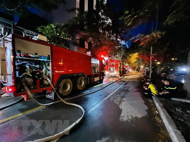 Condecoran Orden de Mérito a oficiales fallecidos en combate de incendio en Vietnam ảnh 1 Condecoran Orden de Mérito a oficiales fallecidos en combate de incendio en Vietnam ảnh 1