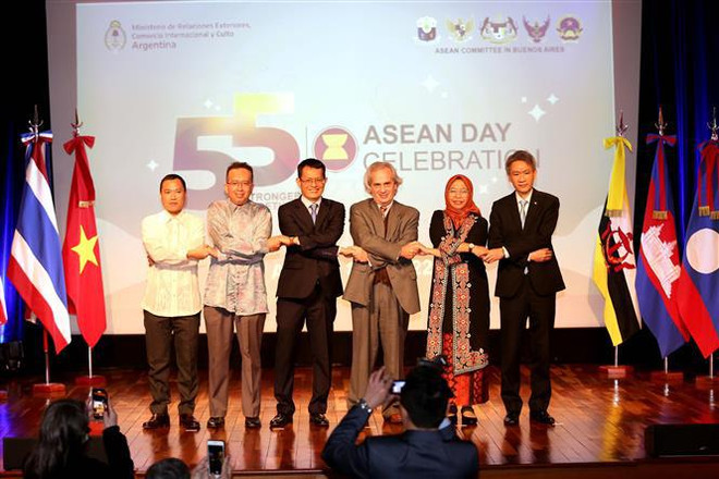 Celebran en Argentina aniversario 55 de fundación de ASEAN ảnh 1 Celebran en Argentina aniversario 55 de fundación de ASEAN ảnh 1