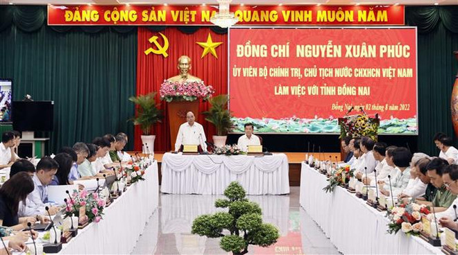 Presidente de Vietnam realiza visita de trabajo a la provincia de Dong Nai ảnh 1 Presidente de Vietnam realiza visita de trabajo a la provincia de Dong Nai ảnh 1