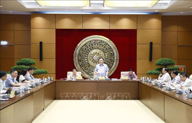 Presidente del Legislativo vietnamita destaca importancia del proyecto de Ley de Tierras ảnh 1 Presidente del Legislativo vietnamita destaca importancia del proyecto de Ley de Tierras ảnh 1