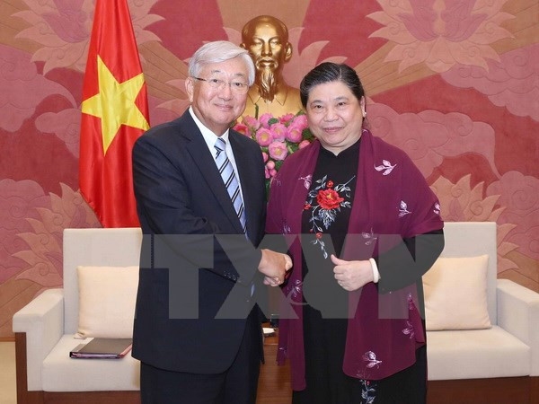 Recibe vicepresidenta parlamentaria de Vietnam a director regional de OMS ảnh 1 Recibe vicepresidenta parlamentaria de Vietnam a director regional de OMS ảnh 1