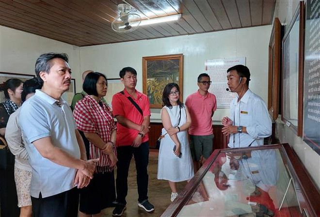 Promueven lazos turísticos entre provincia vietnamita de Dak Lak y Hanoi ảnh 2 Promueven lazos turísticos entre provincia vietnamita de Dak Lak y Hanoi ảnh 2