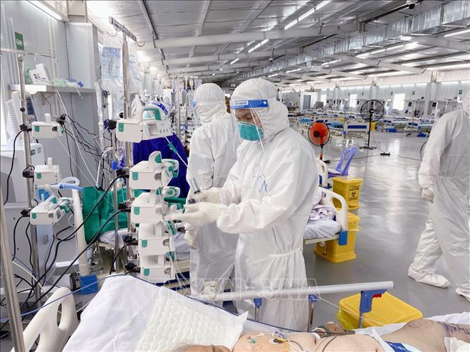 Ministerio de Salud insta a monitorear de cerca la situación pandémica de la COVID-19 ảnh 2 Ministerio de Salud insta a monitorear de cerca la situación pandémica de la COVID-19 ảnh 2