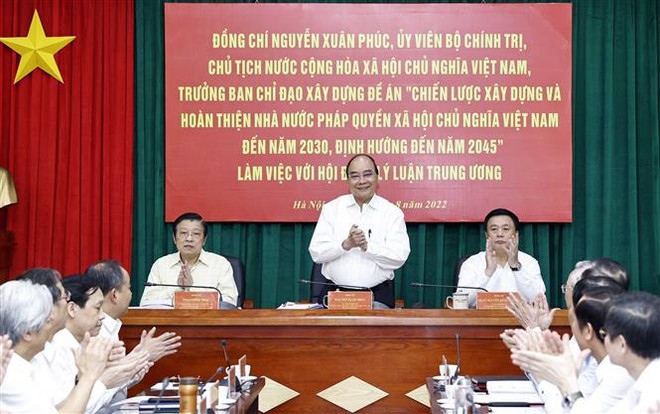 Alto consenso en la estrategia de perfeccionamiento del Estado de derecho socialista de Vietnam ảnh 1 Alto consenso en la estrategia de perfeccionamiento del Estado de derecho socialista de Vietnam ảnh 1