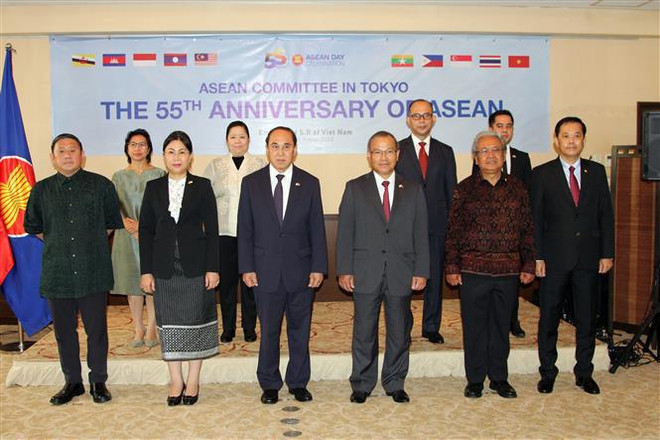 Impulsan en Vietnam papel central de ASEAN en vínculos económicos internacionales ảnh 1 Impulsan en Vietnam papel central de ASEAN en vínculos económicos internacionales ảnh 1