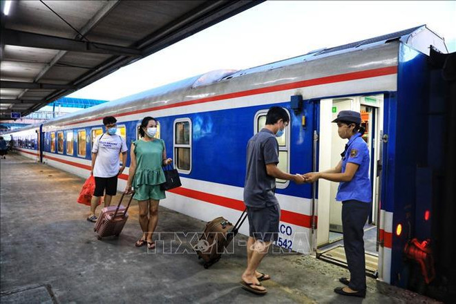 Agregarán trenes en ruta ferroviaria de Hanoi con provincia de Lao Cai ảnh 1 Agregarán trenes en ruta ferroviaria de Hanoi con provincia de Lao Cai ảnh 1