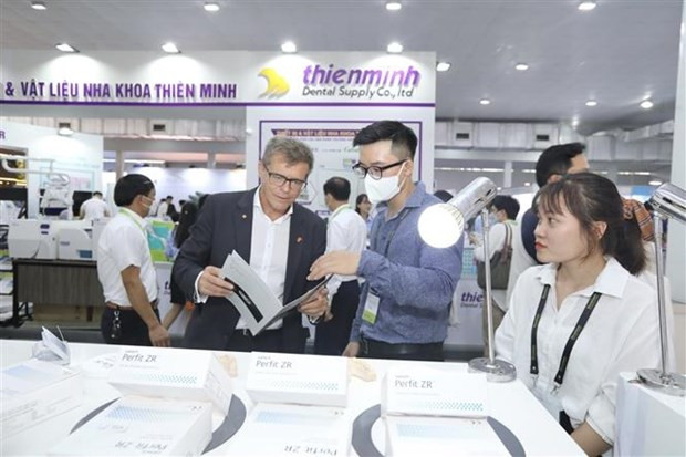 Hanoi acoge exposición y congreso dental internacional ảnh 1 Hanoi acoge exposición y congreso dental internacional ảnh 1