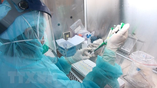 Ministerio de Salud insta a monitorear de cerca la situación pandémica de la COVID-19 ảnh 1 Ministerio de Salud insta a monitorear de cerca la situación pandémica de la COVID-19 ảnh 1