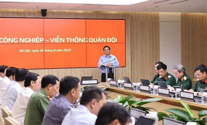 Premier exhorta a Viettel a continuar realizando con eficacia la construcción y defensa de la Patria ảnh 1 Premier exhorta a Viettel a continuar realizando con eficacia la construcción y defensa de la Patria ảnh 1