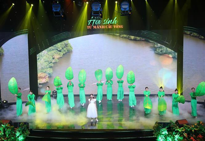 Velada en Hanoi aspira a movilizar mayor apoyo a víctimas de dioxina ảnh 1