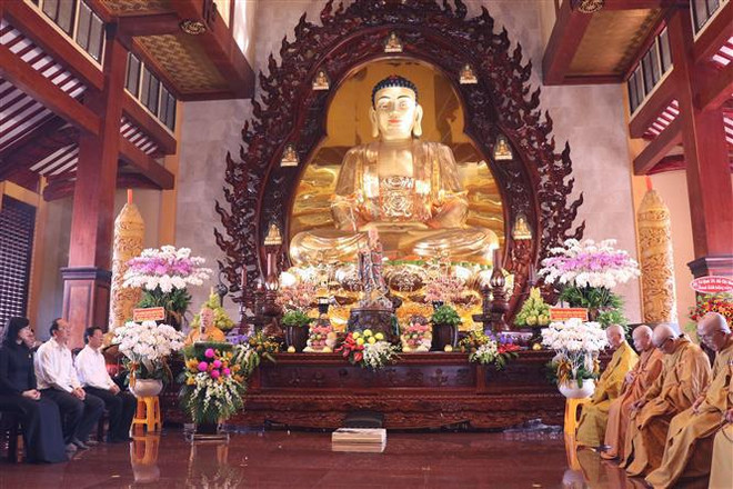 Organizan réquiem en homenaje a fallecidos por la COVID-19 en Vietnam ảnh 1 Organizan réquiem en homenaje a fallecidos por la COVID-19 en Vietnam ảnh 1