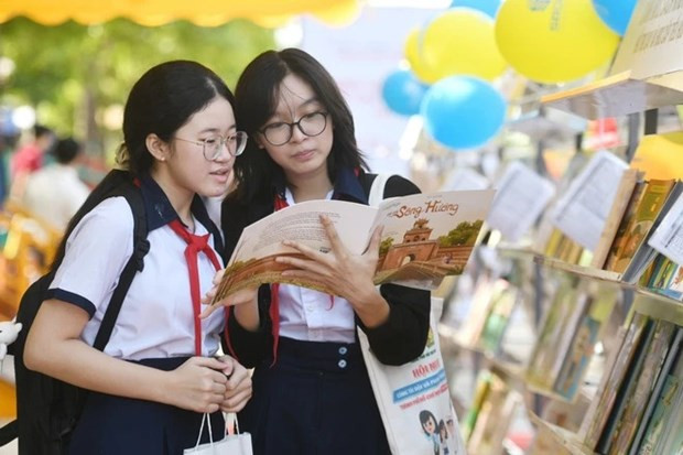 Bibliotecas de Ciudad Ho Chi Minh recibirán cinco millones de libros en marzo de 2025 ảnh 1