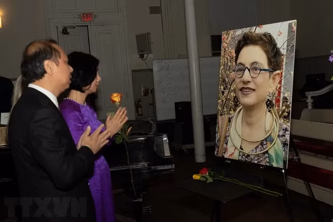Vietnamitas en Estados Unidos rinden homenaje a activista Merle Ratner ảnh 1