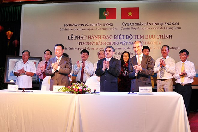 Emiten colección de estampillas postales comunes Vietnam- Portugal ảnh 1 Emiten colección de estampillas postales comunes Vietnam- Portugal ảnh 1
