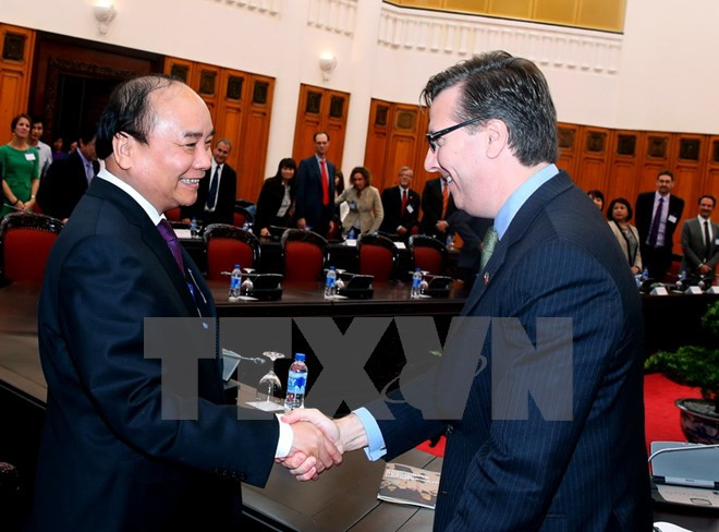 Vicepresidente de parlamento de Vietnam recibe a empresarios de EE.UU. ảnh 1 Vicepresidente de parlamento de Vietnam recibe a empresarios de EE.UU. ảnh 1