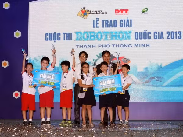 Vietnam participará en concurso infantil de Robots ảnh 1