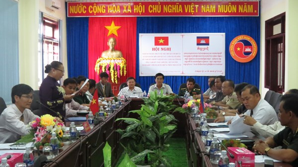 Provincias vietnamita y camboyana construyen frontera común de amistad ảnh 1 Provincias vietnamita y camboyana construyen frontera común de amistad ảnh 1