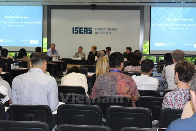 Foro Vietnam 2016: Evalúan éxitos y desafíos tras 30 años de renovación ảnh 1 Foro Vietnam 2016: Evalúan éxitos y desafíos tras 30 años de renovación ảnh 1