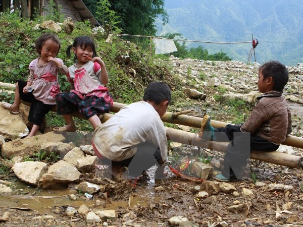 Proveen ayudas gubernamentales a comunas vietnamitas necesitadas ảnh 1 Proveen ayudas gubernamentales a comunas vietnamitas necesitadas ảnh 1