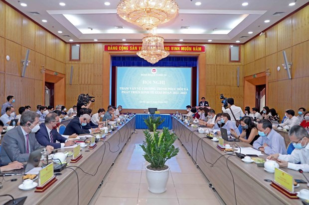 Plantean ocho grupos de soluciones para recuperación económica pos-COVID-19 en Vietnam  ảnh 4 Plantean ocho grupos de soluciones para recuperación económica pos-COVID-19 en Vietnam  ảnh 4