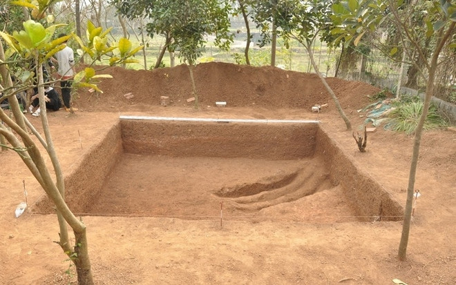 Hallazgos significativos desenterrados en las excavaciones de la colina Dong Dau de Hanoi ảnh 1