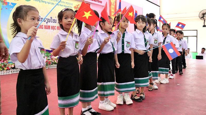 Escuela bilingüe laosiano-vietnamita celebra 15 años de fundación ảnh 1 Escuela bilingüe laosiano-vietnamita celebra 15 años de fundación ảnh 1