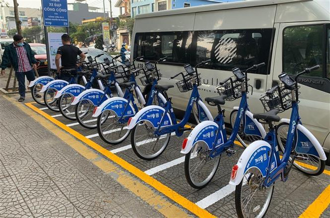 Ciudad vietnamita lanzará servicio público de alquiler de bicicletas este mes ảnh 1 Ciudad vietnamita lanzará servicio público de alquiler de bicicletas este mes ảnh 1